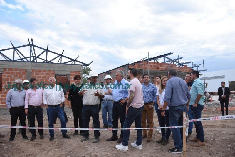 Morales paseó por las obras de la Estación de Transferencia y Clasificación de Libertador 2 Morales paseó por las obras de la Estación de Transferencia y Clasificación de Libertador